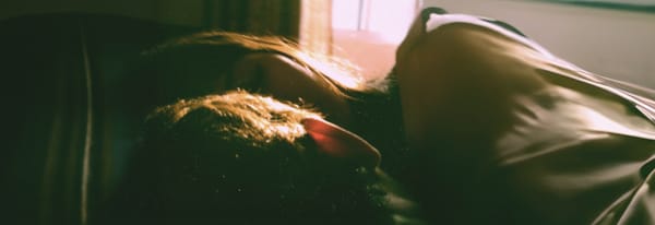 Valentine-PROMO-sunrise-couple
